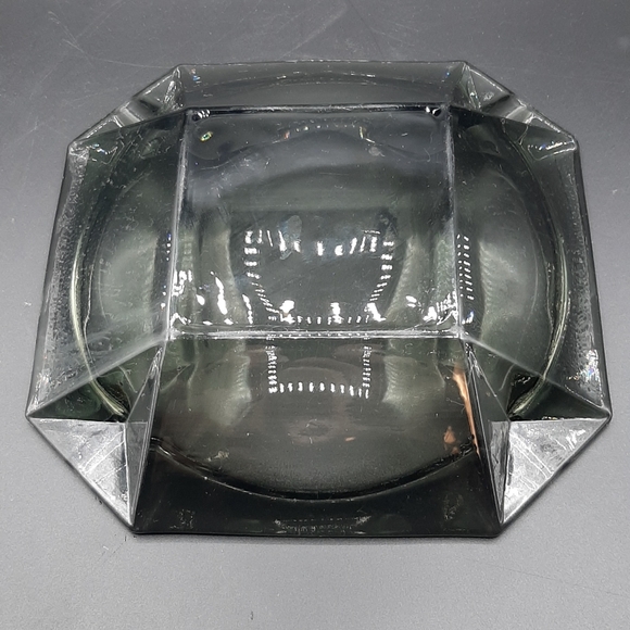 Vintage Smokey Gray Glass Large Cigar Cigarette Ashtray 8" Square Mad Man MCM - Picture 6 of 6